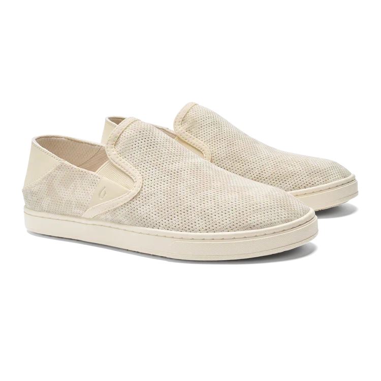 surf clothing for ultimate flexibility in the surf-Women's Pehuea Slip-On Shoes