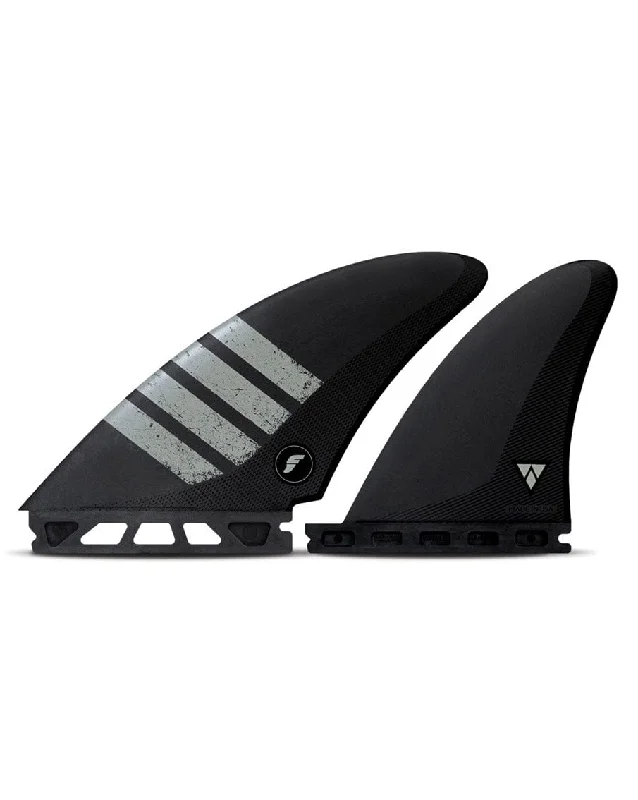 surfboard fins for responsive performance in different waves-Controller Alpha Carbon