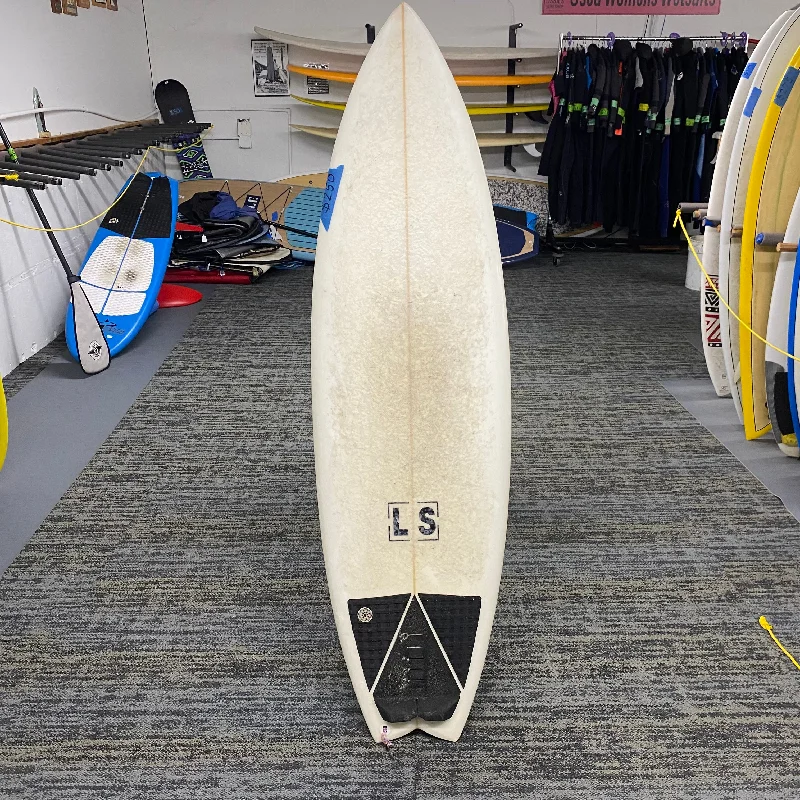 surfboards with a high tail kick for responsive moves-Used 5'6' LS Shortboard