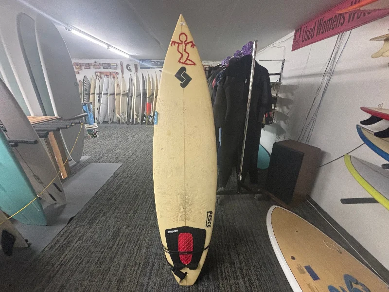 surfboards for more precise turns-Used 6'1 Pesce Short Board