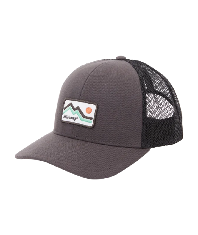 WALLED ADIV TRUCKER