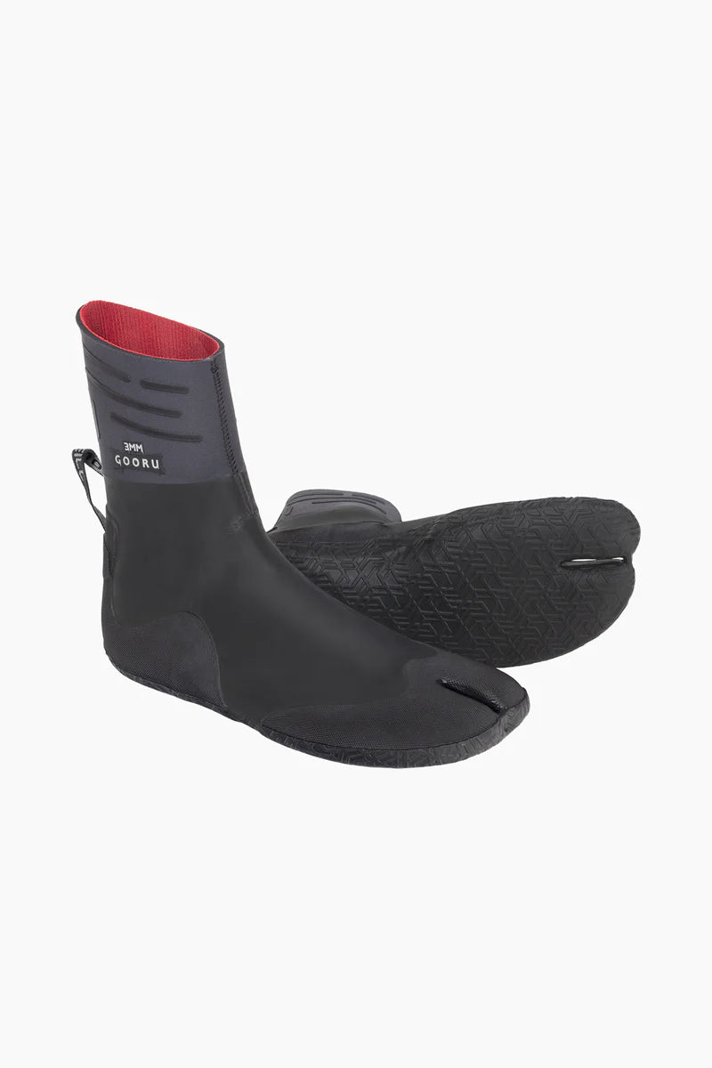 wetsuits with body contouring fit for better performance-O'Neill Gooru Dipped 3mm ST Booties