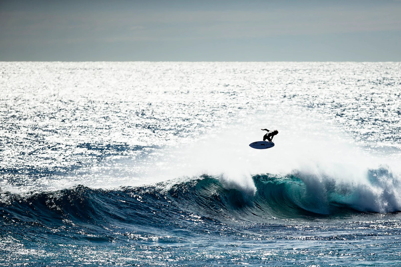 surf clothing for ultimate flexibility-Surf Porn, gestalten & Gaspard Konrad